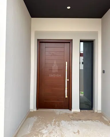 SINGLE ROW | LARGE PLOT | CLOSED KITCHEN | CORNER UNIT