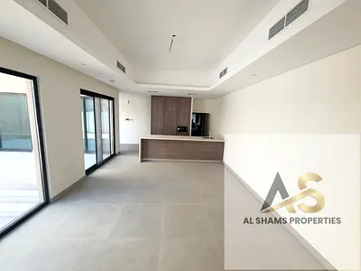Brand New 4BedRoom For Rent in Phase 4 Ready To Move 130k