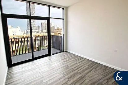 Studio | Vacant | Integrated Appliances