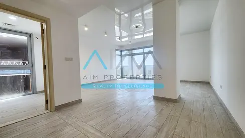 X-Large 2BR + Study | Villa View