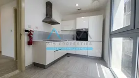 X-Large 2BR + Study | Villa View