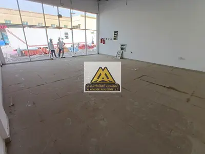 / محل / المويهات 3 / مساحه كبيره / ع الشارع الرئيسي