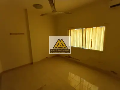 One bedroom and living room in Al-Muwayhat. Suitable for workers or company staff. Split AC unit. Maintenance included.