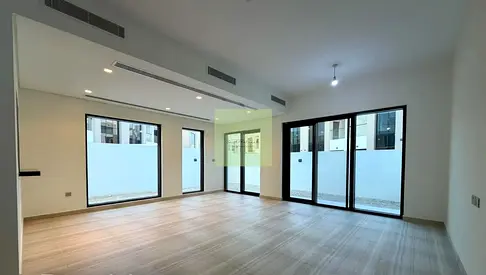 5 bedroom for sale in damac hills park residence.
