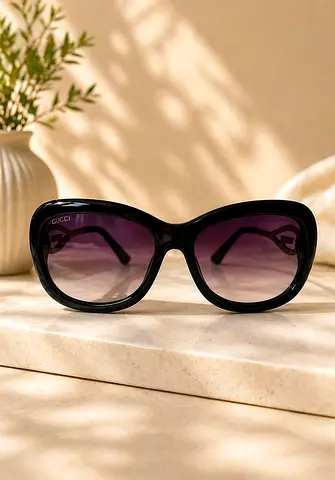 Gucci Oversized Black Gradient Sunglasses - Preowned