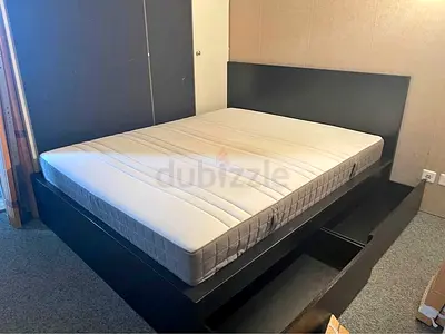 ikea bed and mattress / queen size