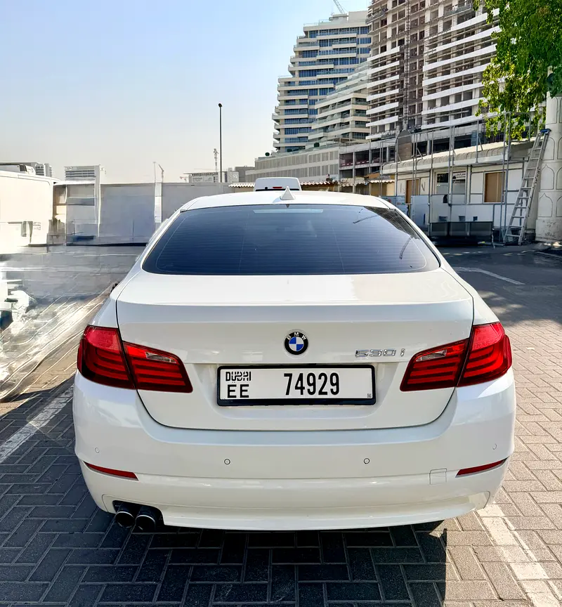 BMW 5-Series 2013 — photo 1 of 19