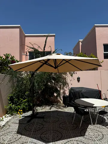 Large Outdoor Patio Cantilever Umbrella - Beige
