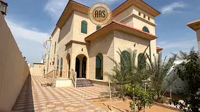 Luxurious 5Bhk Villa with Hall Majlis + driver Maidrooms in Hoshi