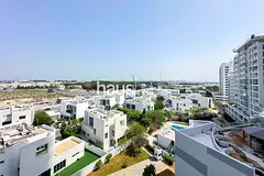 Stylish 2BR Apartment | Low Floor | Water View
