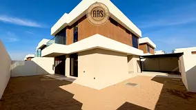 Luxury 3BR Villa with Driver&amp; Maidroom Wardrobes in Garden City