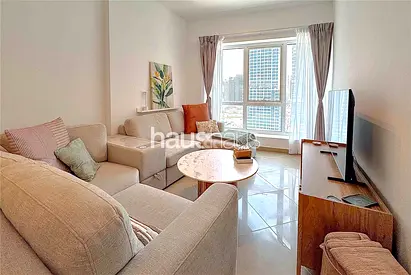 Lake View | Upgraded | Prime Location | Furnished