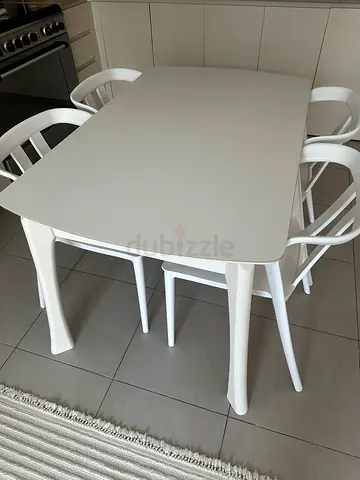 White Modern Dining Table with 4 Matching Chairs - Good Condition