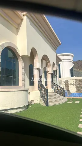 Luxury Villa for Sale in Khor Fakkan – Al Haraai | Spacious Layout, Private Pool & Future Expansion Potential