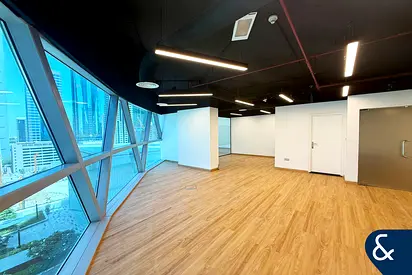 Modern Finish | DIFC | Fitted Office