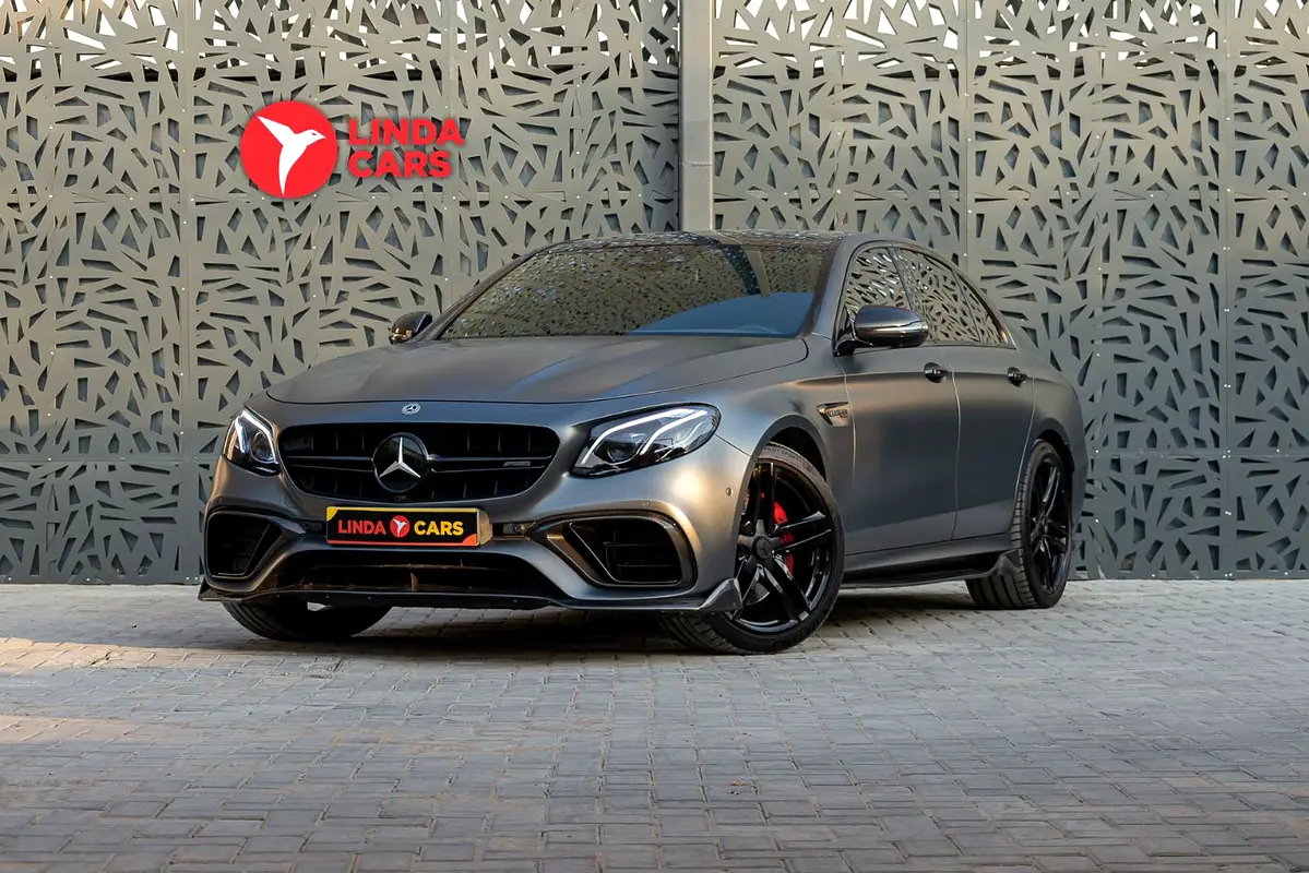 Mercedes-Benz E-Class 2018 — photo 1 of 20