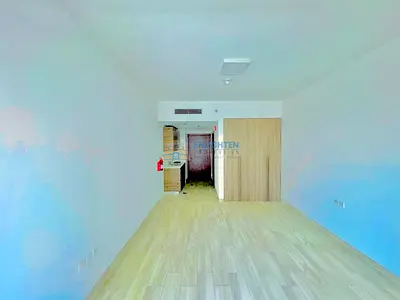 STUDIO | CONTEMPORARY LIVING | GREAT ROI