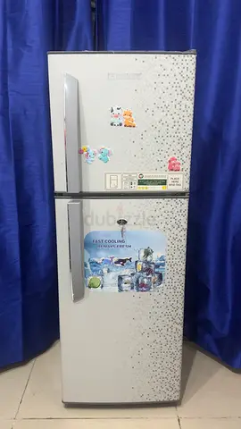 Nikai 200L cross  127 L Net Silver double-door refrigerator in good working condition