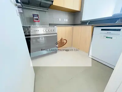 Spacious 3 BHK | 4 Washrooms | Balcony | Maid/Washing Area | Kitchen Appliances | Ready to Move-In