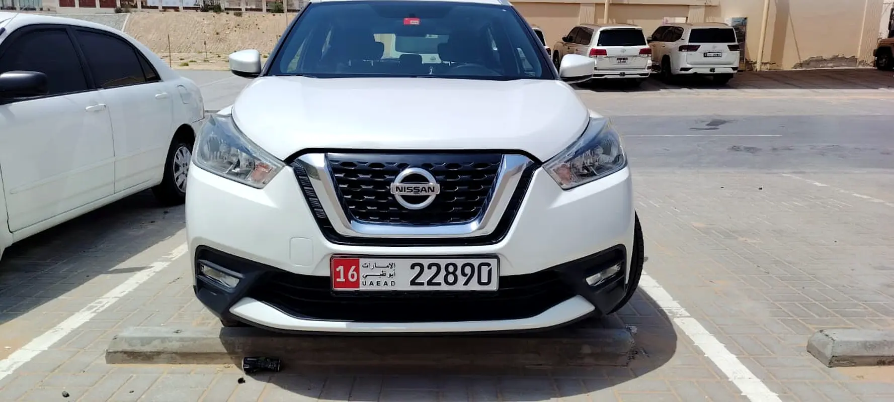 Nissan Kicks 2019 — photo 1 of 14