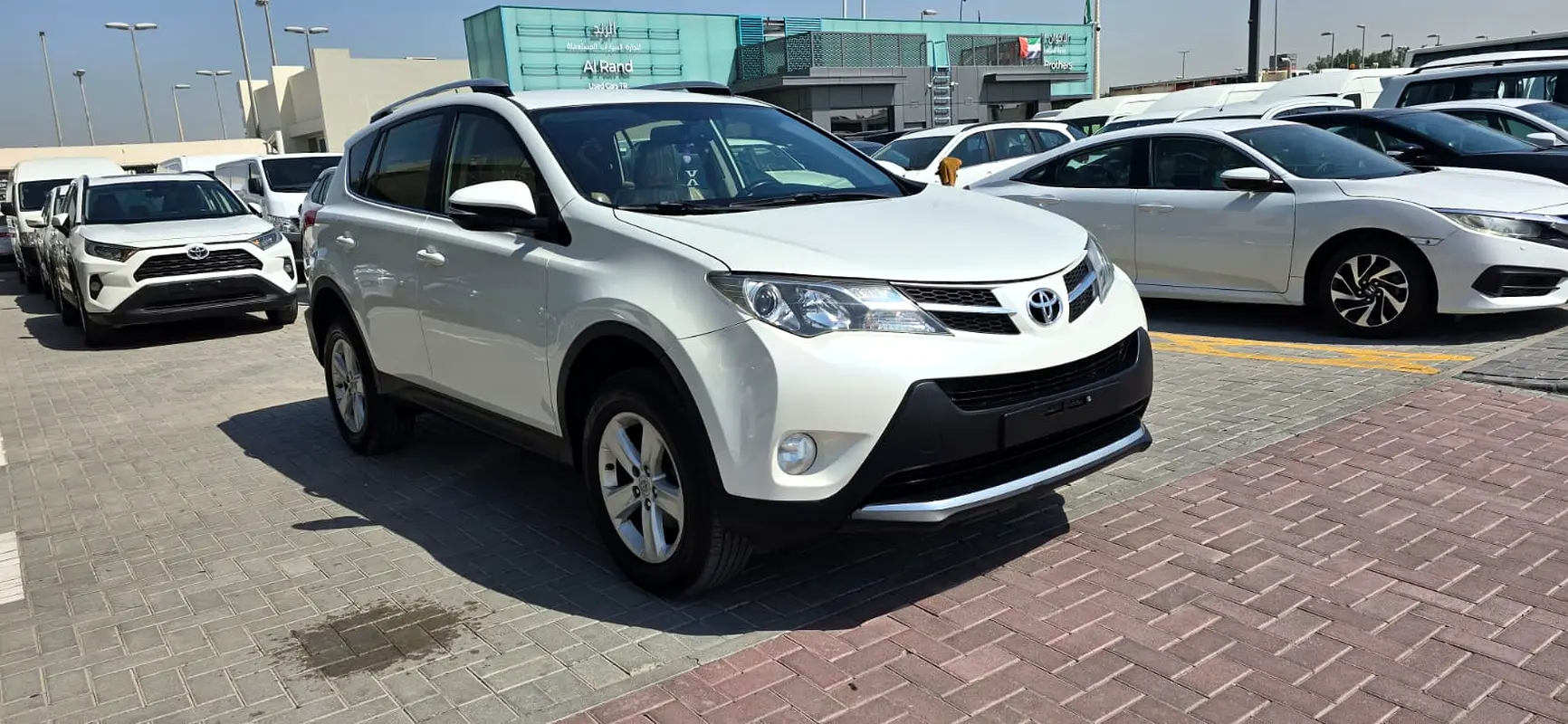 Toyota Rav 4 2013 — photo 1 of 16
