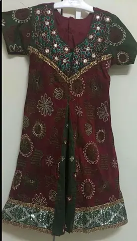 Maroon color 4 years girl dress 3 pc