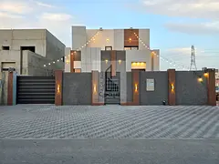 Modern Villa 3 Free Owned Rooms