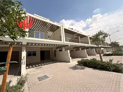 4BR Villa | Garden &amp; Courtyard Views | Private Yard