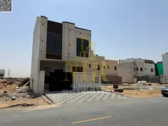 Luxury villa for sale in Al Yasmin | Two floors + roof | 4 master bedrooms | 1722 sq ft | Modern des
