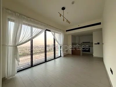 High Floor | Open View | Vacant