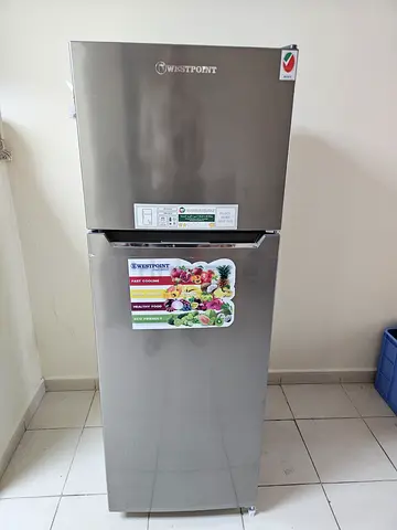Westpoint 2-Door Refrigerator with Top Freezer - Silver