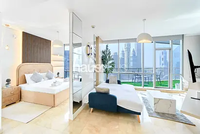 Rare Layout | 900 sq.ft | High Floor