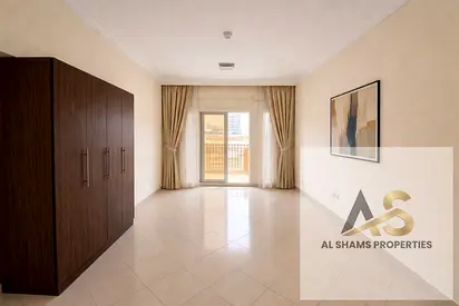 Bright Spacious Studio | Pool & Gym Access | Balcony| Parking