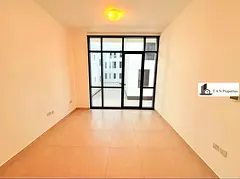 Chiller Free 1BR in Bur Dubai | Prime Location | Near Metro