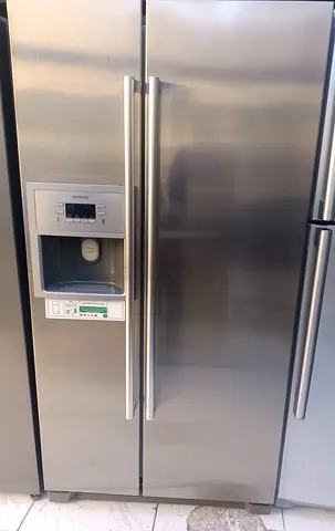 SIEMENS Side By Side Refrigerator with Water Dispenser