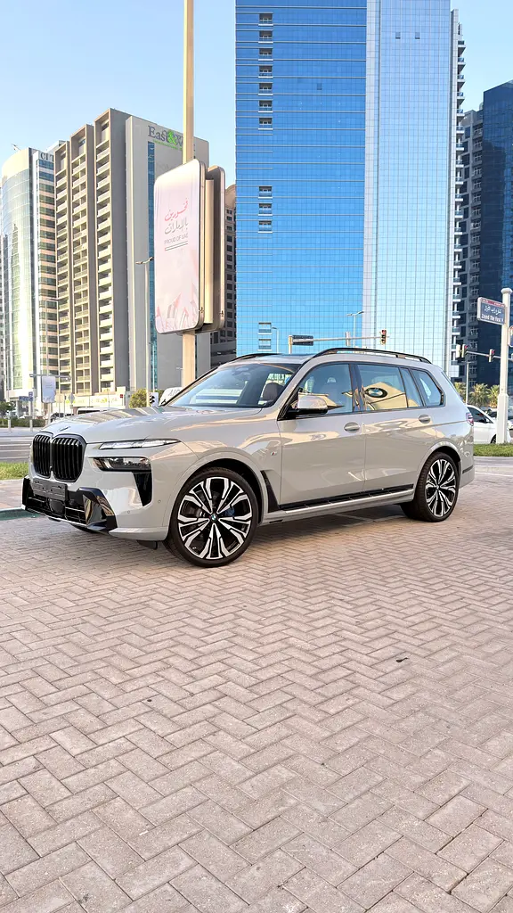 BMW X7 2026 — photo 1 of 20