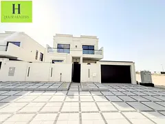 Full Luxurious 5BR Brandnew Levish Design Villa Independent Ready to Move Specious Size