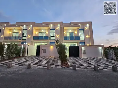 Villa with registration included, two floors and a roof, prime location.