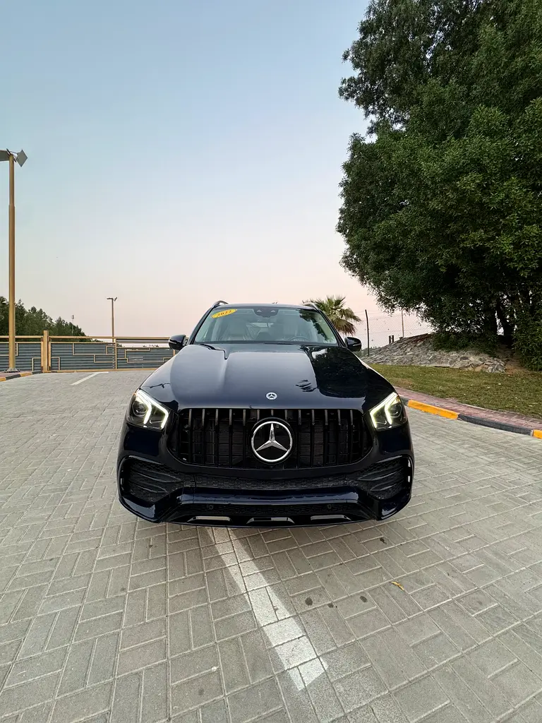 Mercedes-Benz GLE-Class 2022 — photo 1 of 20