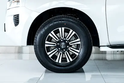Nissan Patrol, миниатюра 8