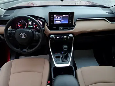 صورة 10 لـ 2022 Toyota RAV 4