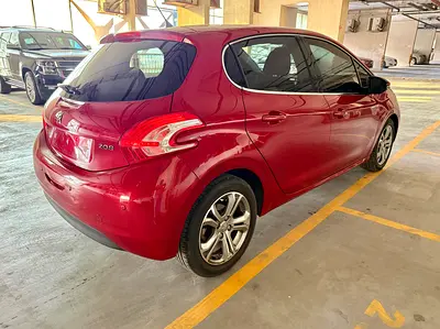 2014 Peugeot 208 .GCC Specs. Cruise control. 2 keys. Multimedia. Alloy wheels. Sporty steer
