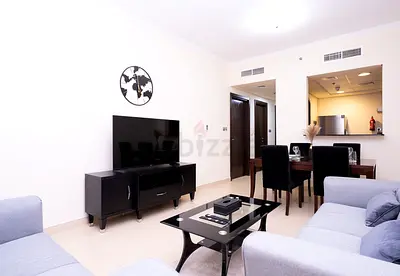 Fully furnished, chiller free, no commission — direct from landlord. Agents not welcome.