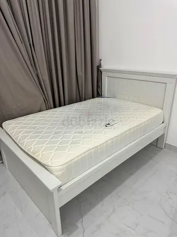 Bed with mattress home center