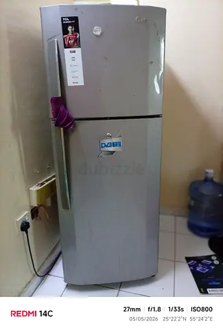 LG fridge in mint condition for urgent sale !