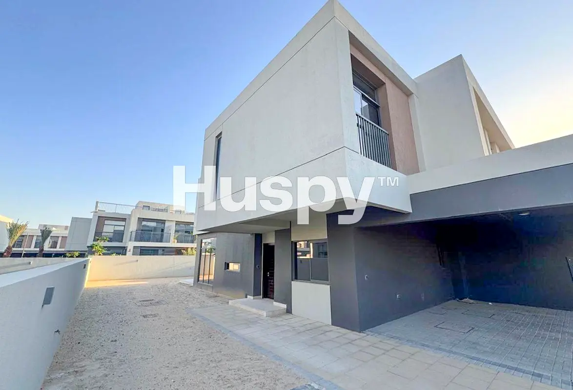 Vastu Unit | Next To Beach | Vacant