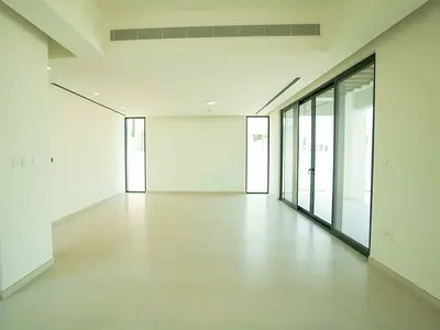 On The Park | Spacious 3 Bedroom Villa