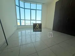 Commercial apartment with sea view - maintenance i