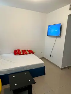 Spacious room available for rent at sport city.