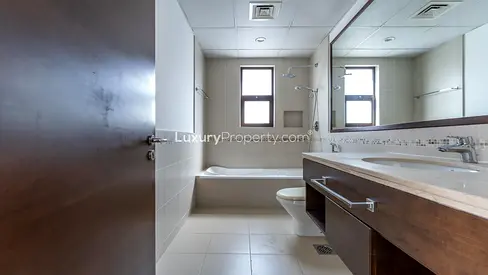 4 Bed + Maid | Close To School | End Unit